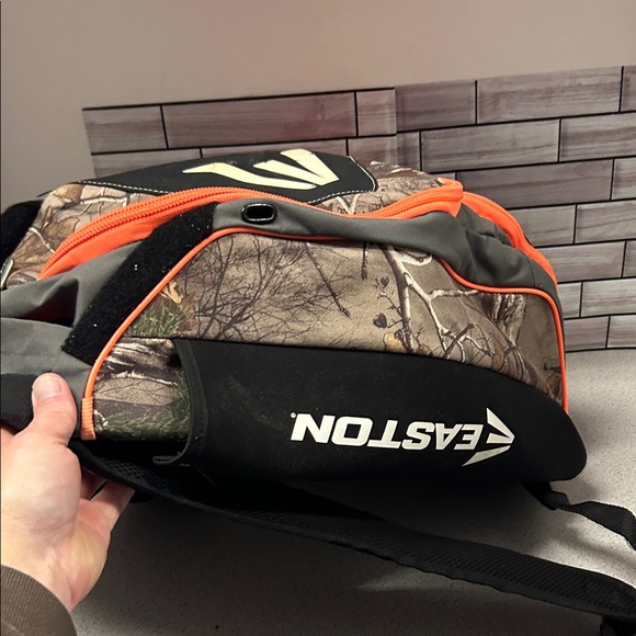 Easton Double Bat Bag/EquipmentCamouflage Black Backpack Orange Accents - Picture 3 of 12